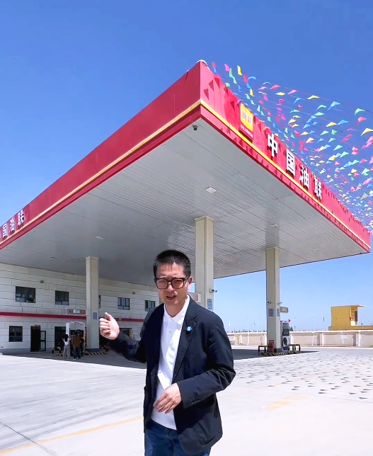 莎车县中国油联三和加油站盛大开业