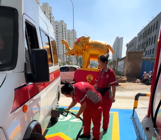山东荣城市中国油联大源加油站盛大开业
